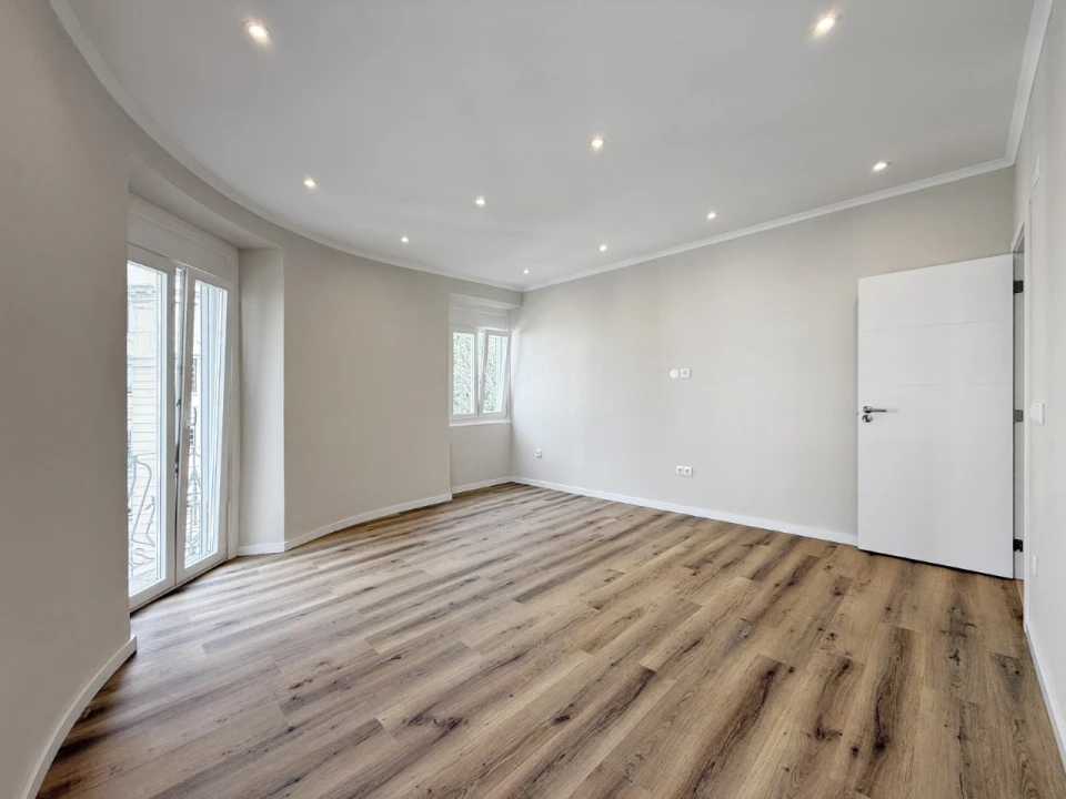 Apartamento T3 para Venda em Arroios Foto 4