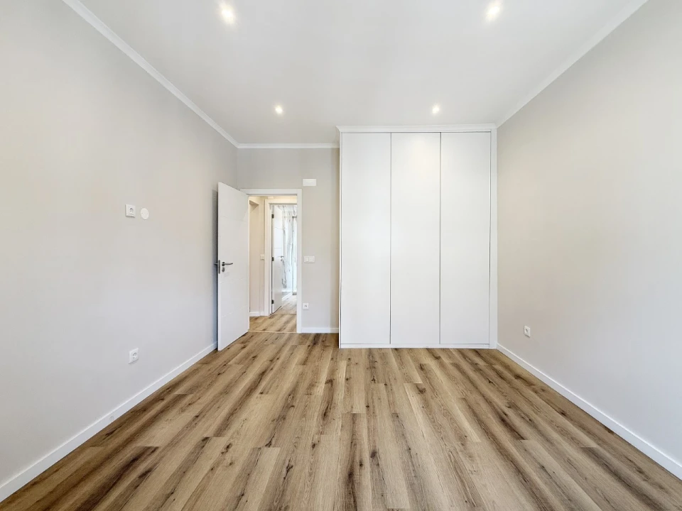 Apartamento T3 para Venda em Arroios Foto 24