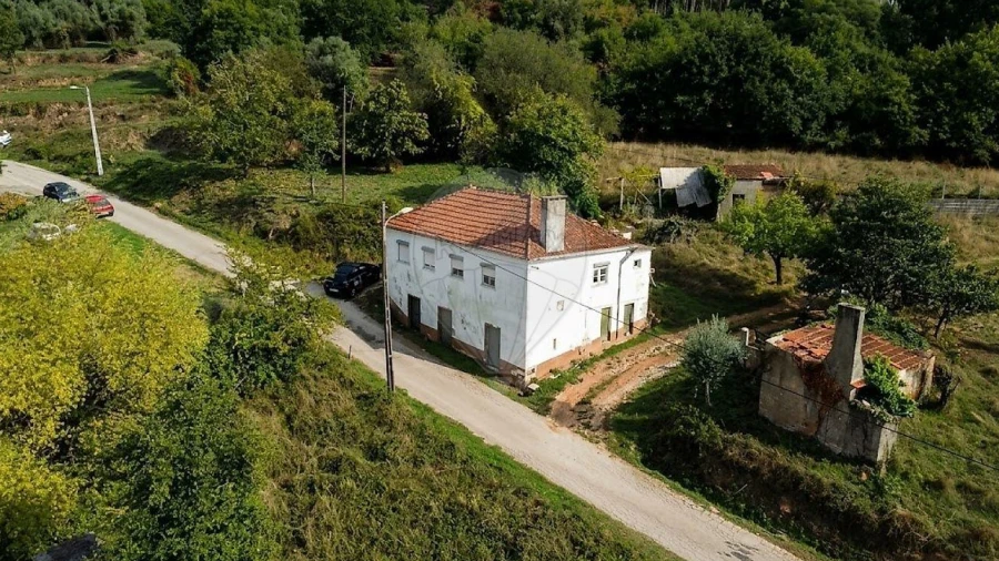 Moradia T3 para Venda em São Miguel, Santa Eufémia e Rabaçal