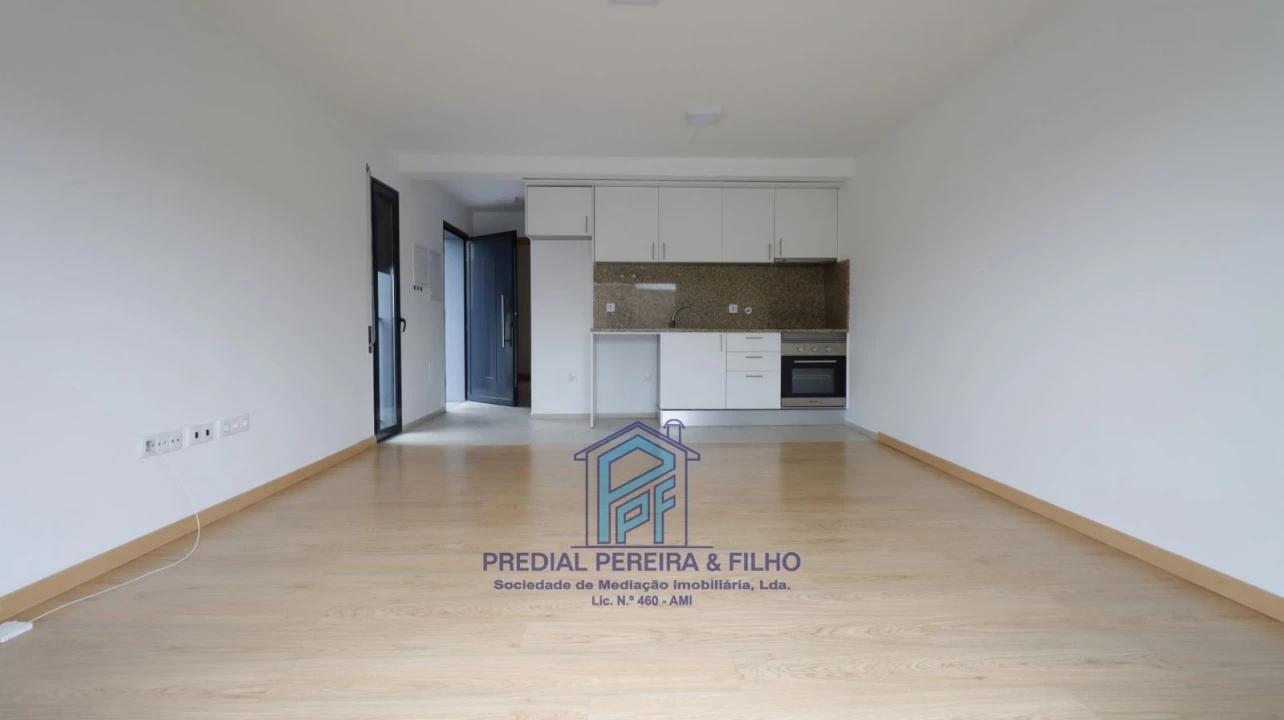 Apartamento T1 para Arrendamento em Rio Tinto Foto 6