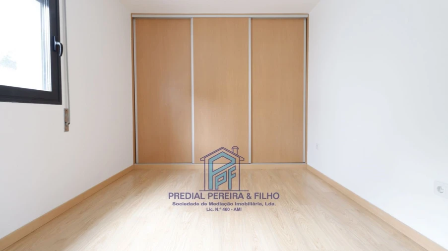 Apartamento T1 para Arrendamento em Rio Tinto Foto 13