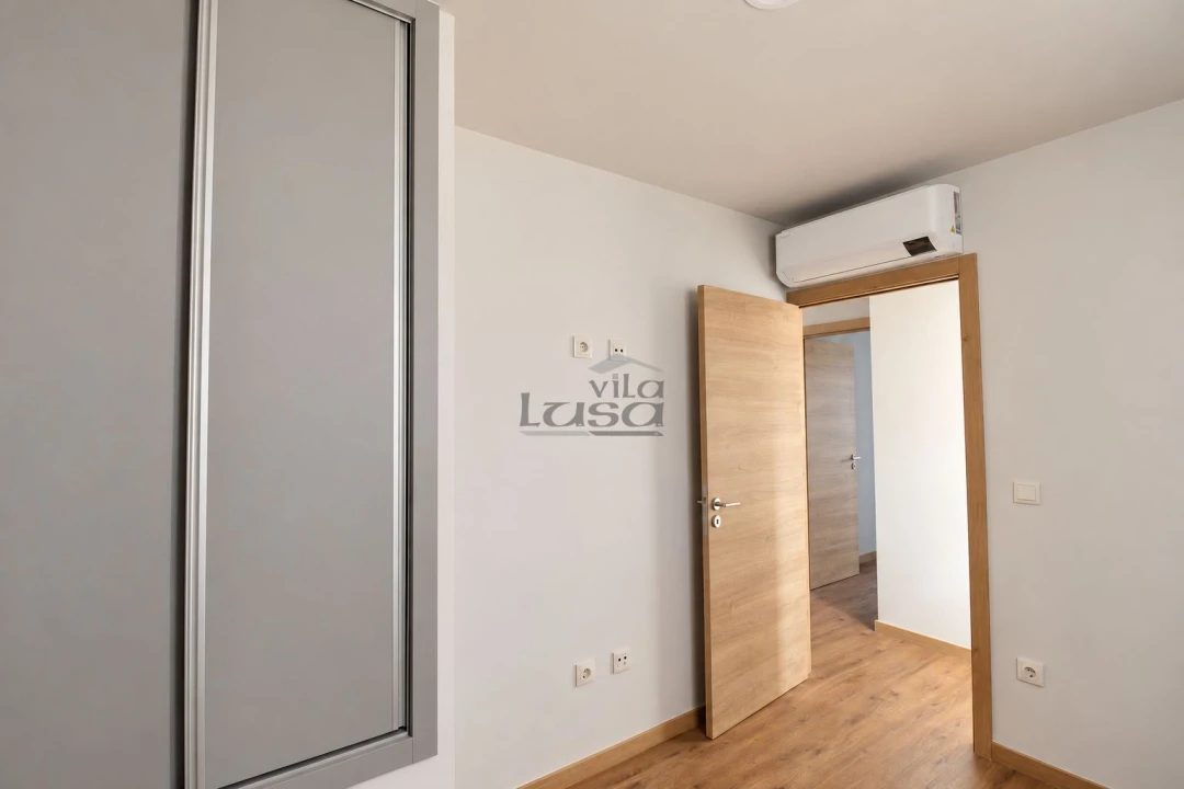 Apartamento T2 para Arrendamento em Santa Marinha e São Pedro da Afurada Foto 12