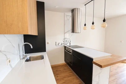 Apartamento T2 para Arrendamento em Santa Marinha e São Pedro da Afurada