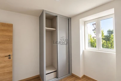 Apartamento T2 para Arrendamento em Santa Marinha e São Pedro da Afurada