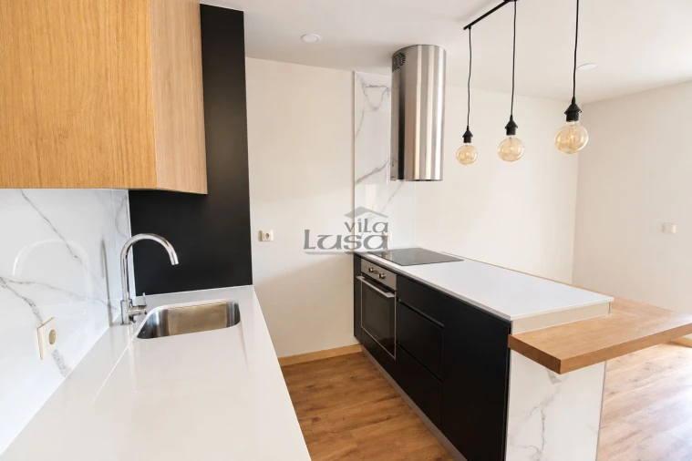 Apartamento T2 para Arrendamento em Santa Marinha e São Pedro da Afurada Foto 5
