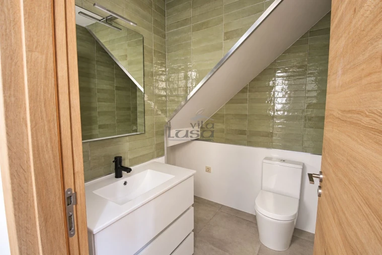Apartamento T2 para Arrendamento em Santa Marinha e São Pedro da Afurada Foto 6