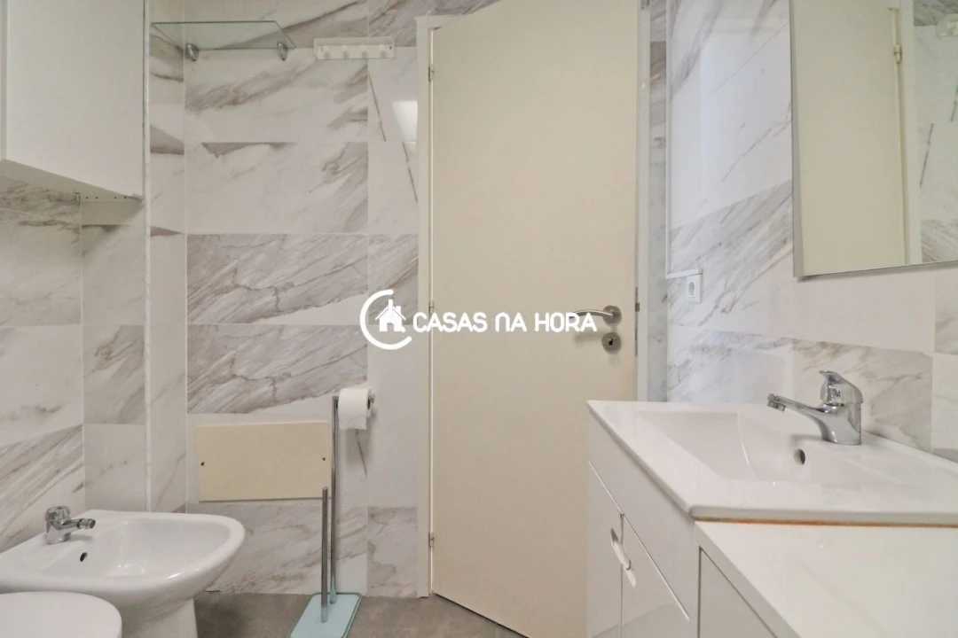 Apartamento T2 para Arrendamento em Matosinhos e Leça da Palmeira Foto 26
