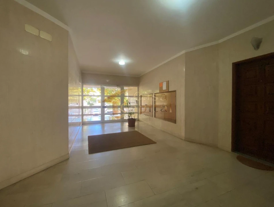Apartamento T4 para Venda em Arroios Foto 9