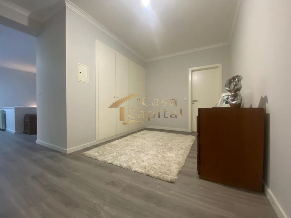 Apartamento T4 para Venda em Arroios Foto 31