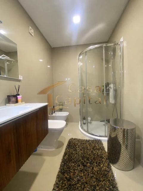 Apartamento T4 para Venda em Arroios