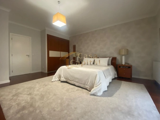 Apartamento T4 para Venda em Arroios Foto 33