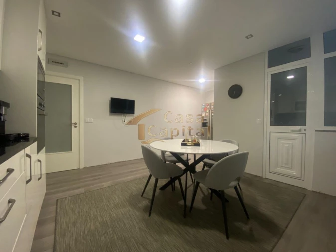 Apartamento T4 para Venda em Arroios Foto 41