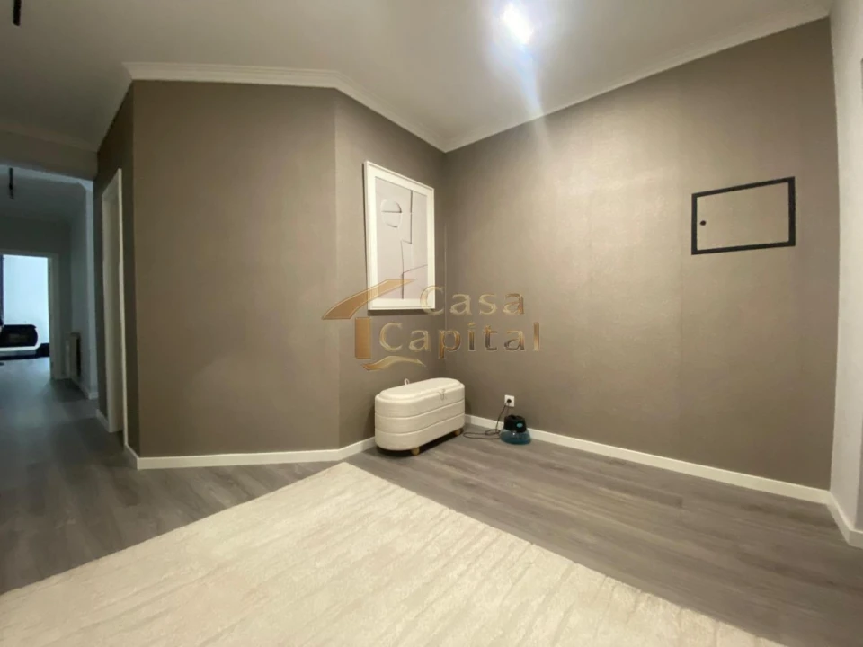 Apartamento T4 para Venda em Arroios Foto 13