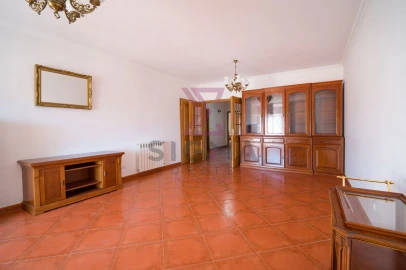 Apartamento T3 para Venda em Caldas da Rainha - Santo Onofre e Serra do Bouro