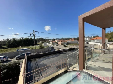 Moradia T3 para Venda em Rio Meão