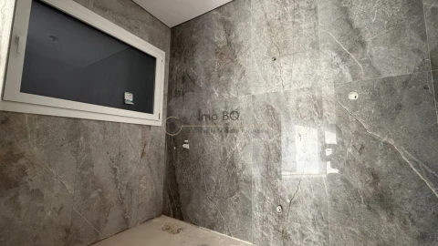 Moradia T5 para Venda em Azeitão (São Lourenço e São Simão)