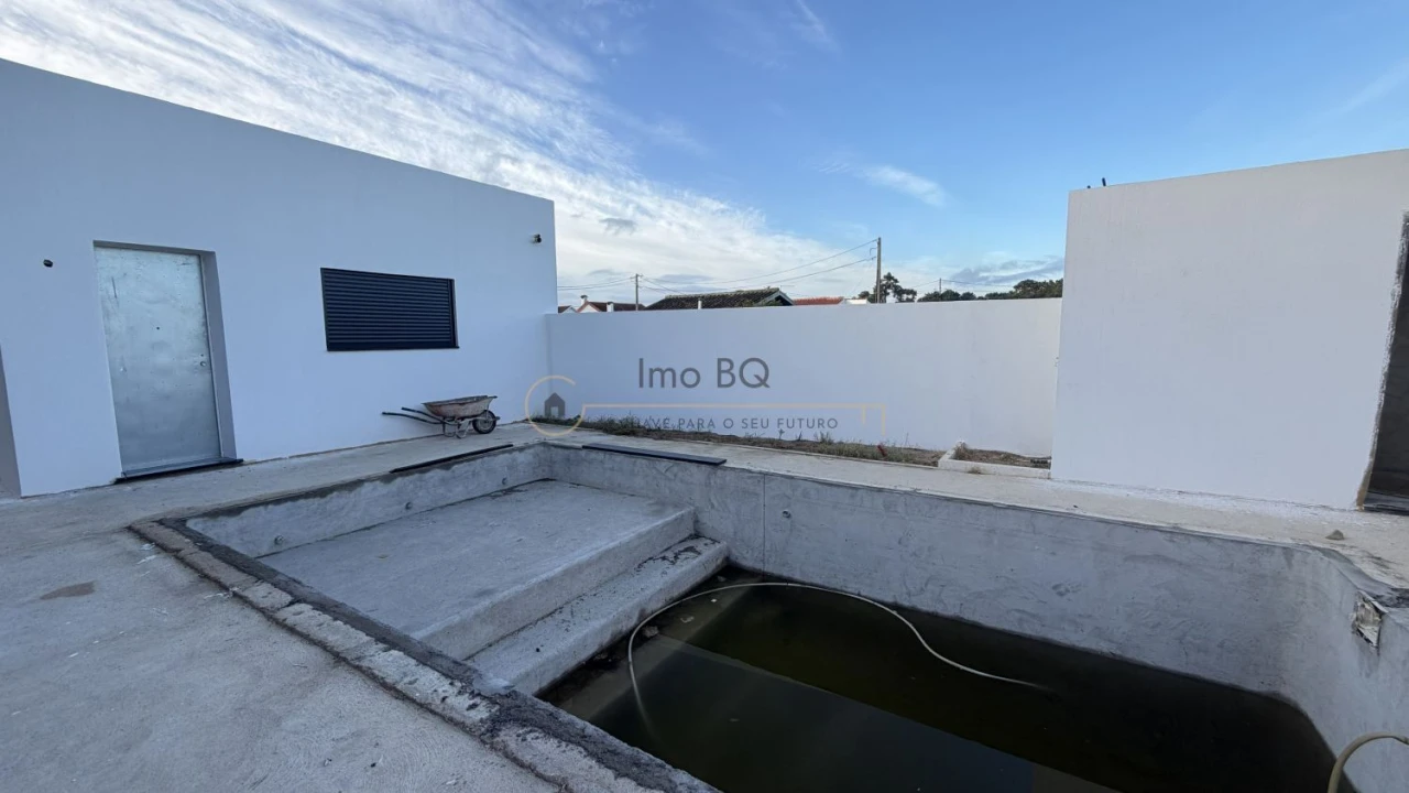Moradia T5 para Venda em Azeitão (São Lourenço e São Simão) Foto 14