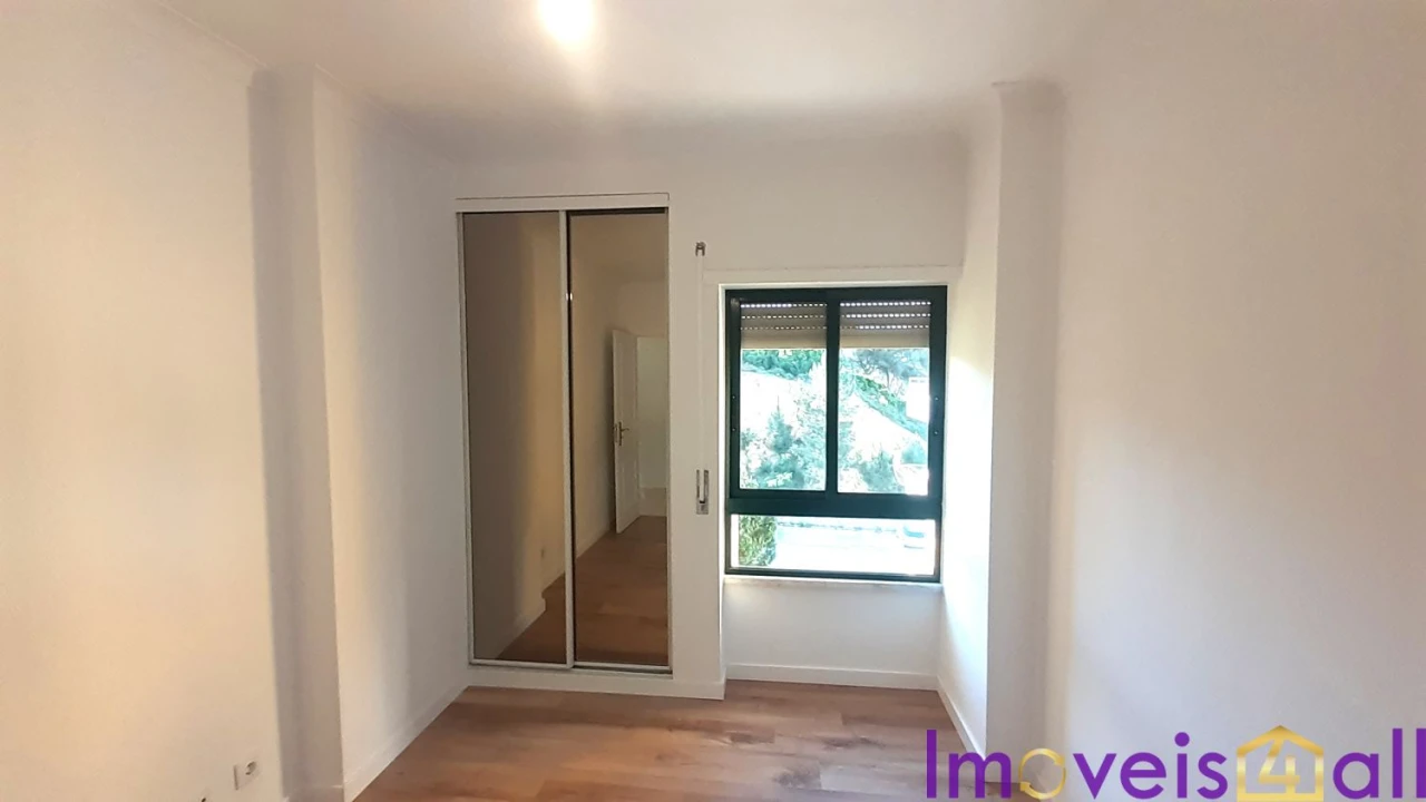 Apartamento T3 para Venda em Laranjeiro e Feijó Foto 14