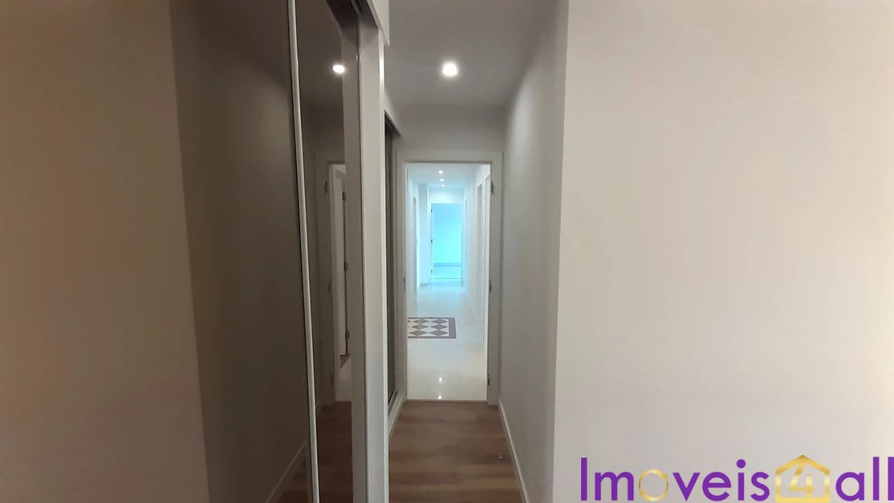 Apartamento T3 para Venda em Laranjeiro e Feijó Foto 34