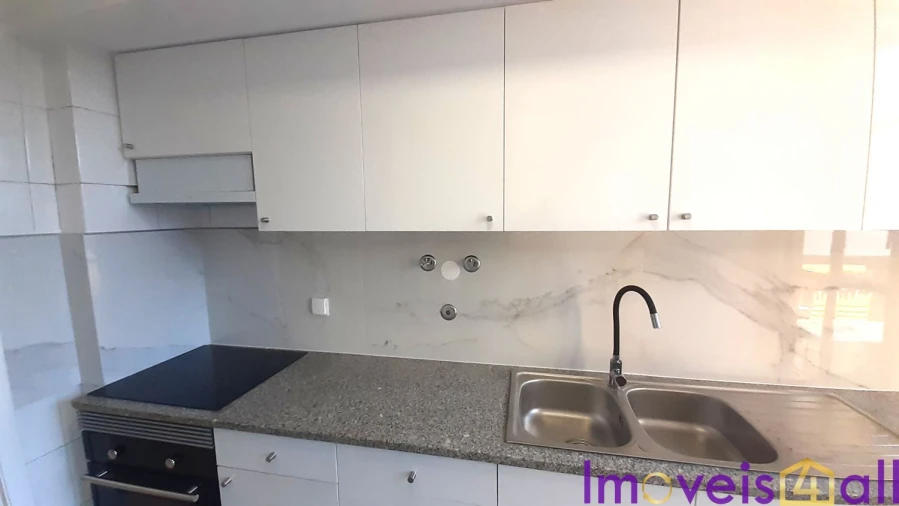Apartamento T3 para Venda em Laranjeiro e Feijó Foto 5