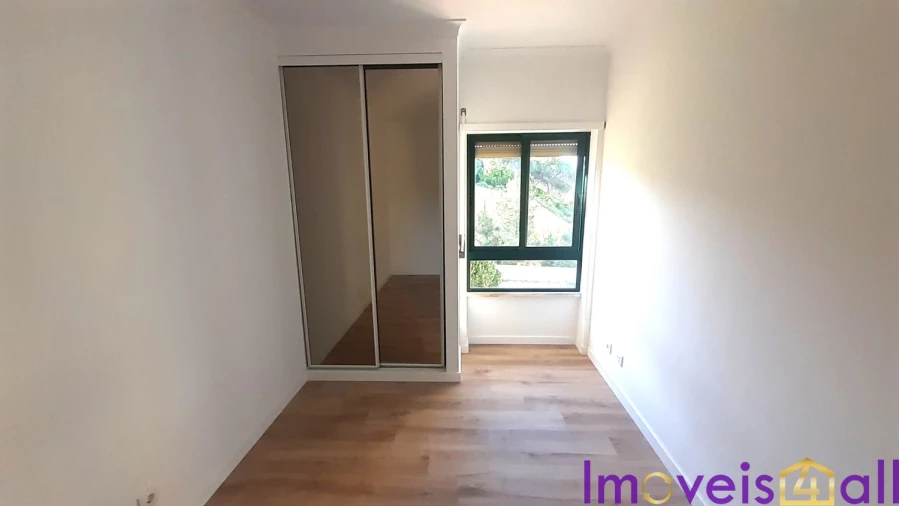 Apartamento T3 para Venda em Laranjeiro e Feijó Foto 12