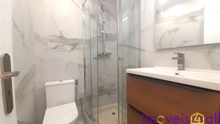 Apartamento T3 para Venda em Laranjeiro e Feijó Foto 30