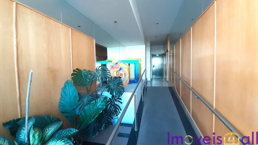 Apartamento T3 para Venda em Laranjeiro e Feijó Foto 42