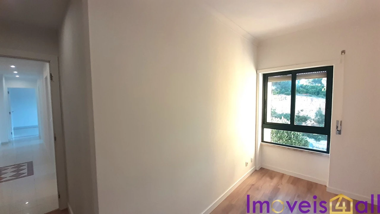 Apartamento T3 para Venda em Laranjeiro e Feijó Foto 19