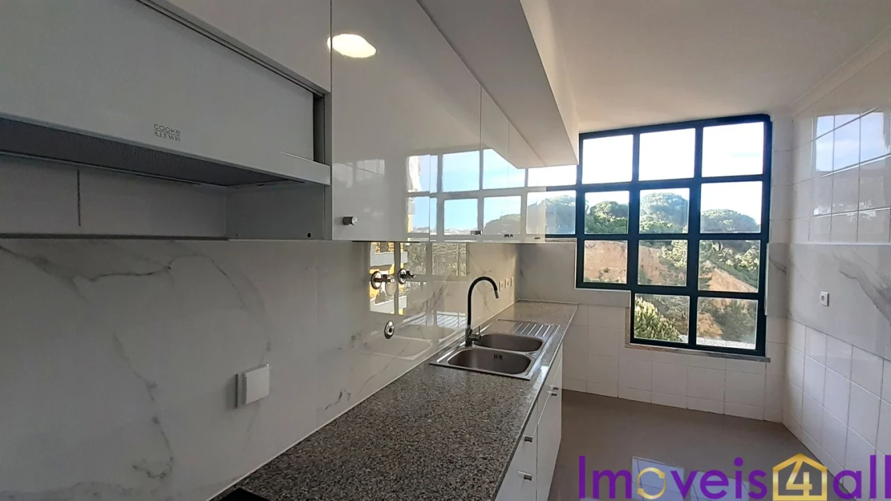 Apartamento T3 para Venda em Laranjeiro e Feijó Foto 6