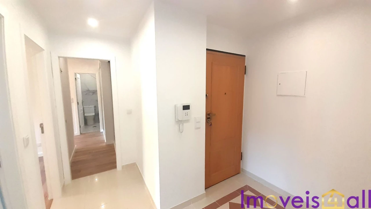 Apartamento T3 para Venda em Laranjeiro e Feijó Foto 20