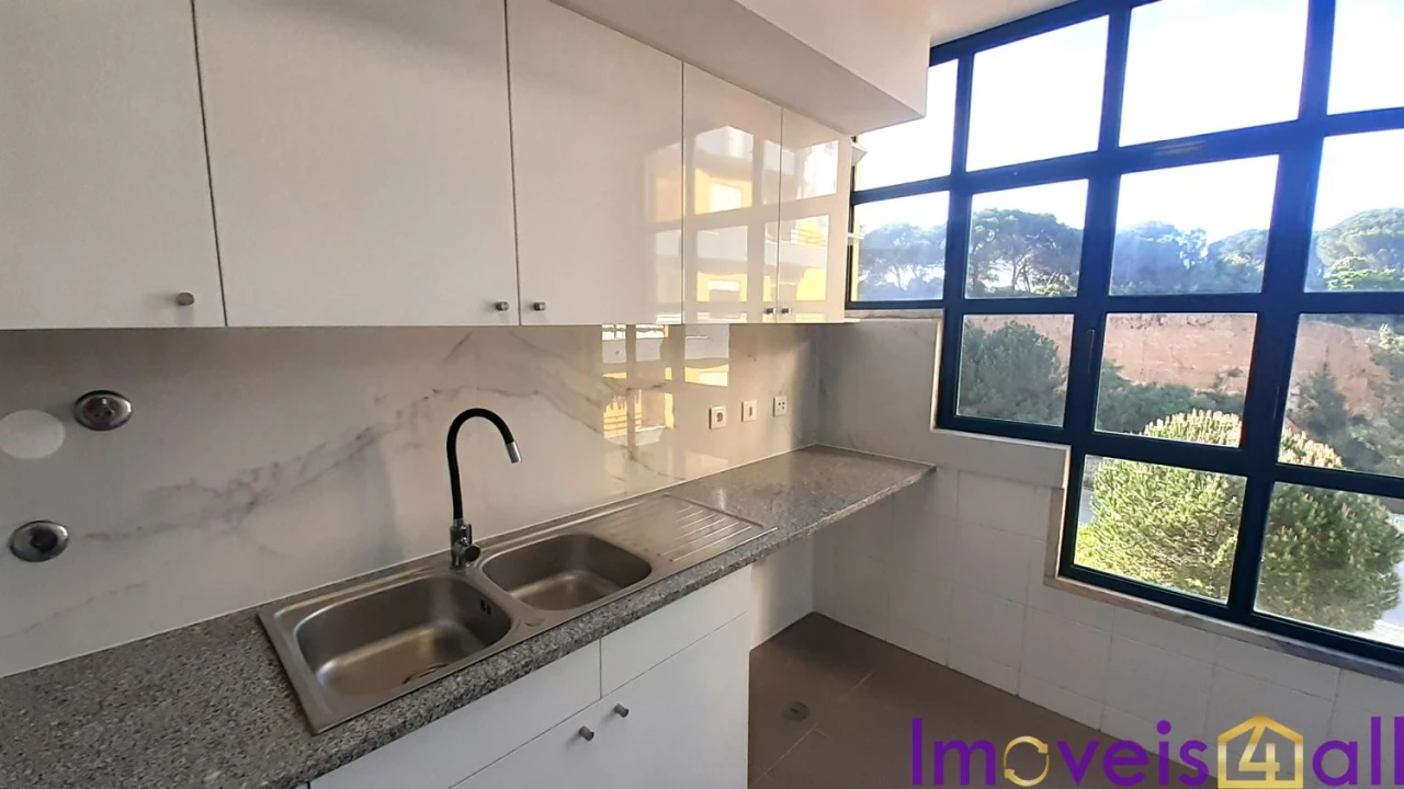 Apartamento T3 para Venda em Laranjeiro e Feijó Foto 7