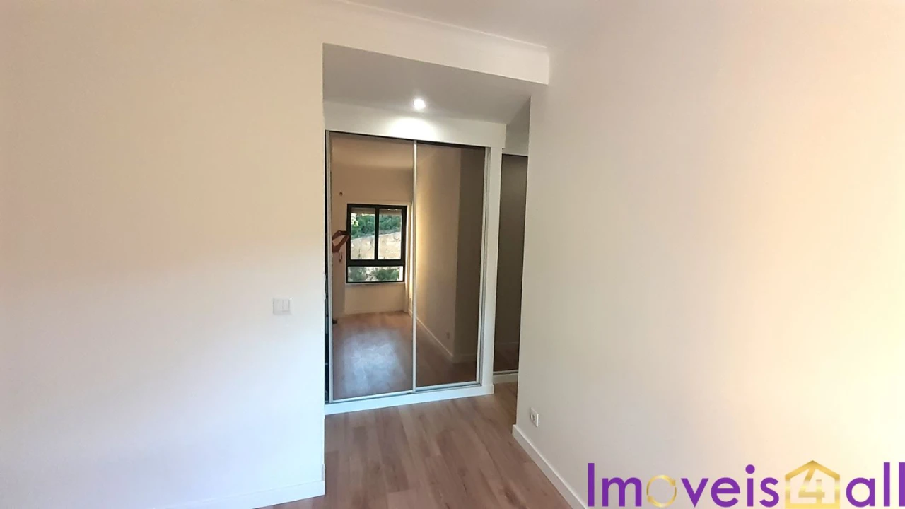 Apartamento T3 para Venda em Laranjeiro e Feijó Foto 25