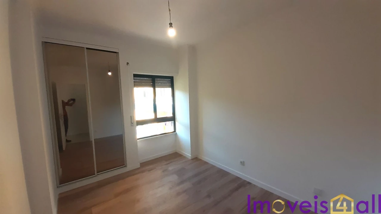 Apartamento T3 para Venda em Laranjeiro e Feijó Foto 13