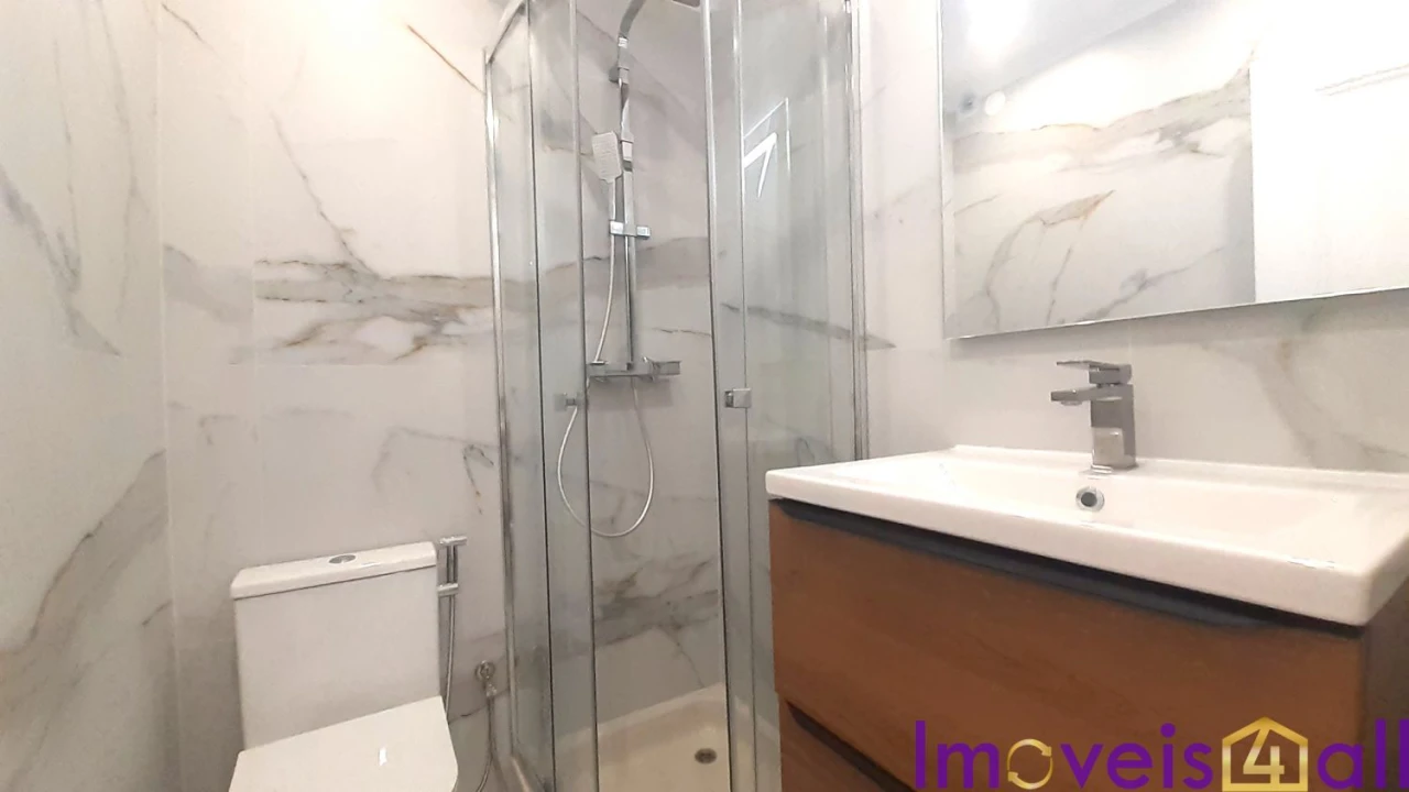 Apartamento T3 para Venda em Laranjeiro e Feijó Foto 31
