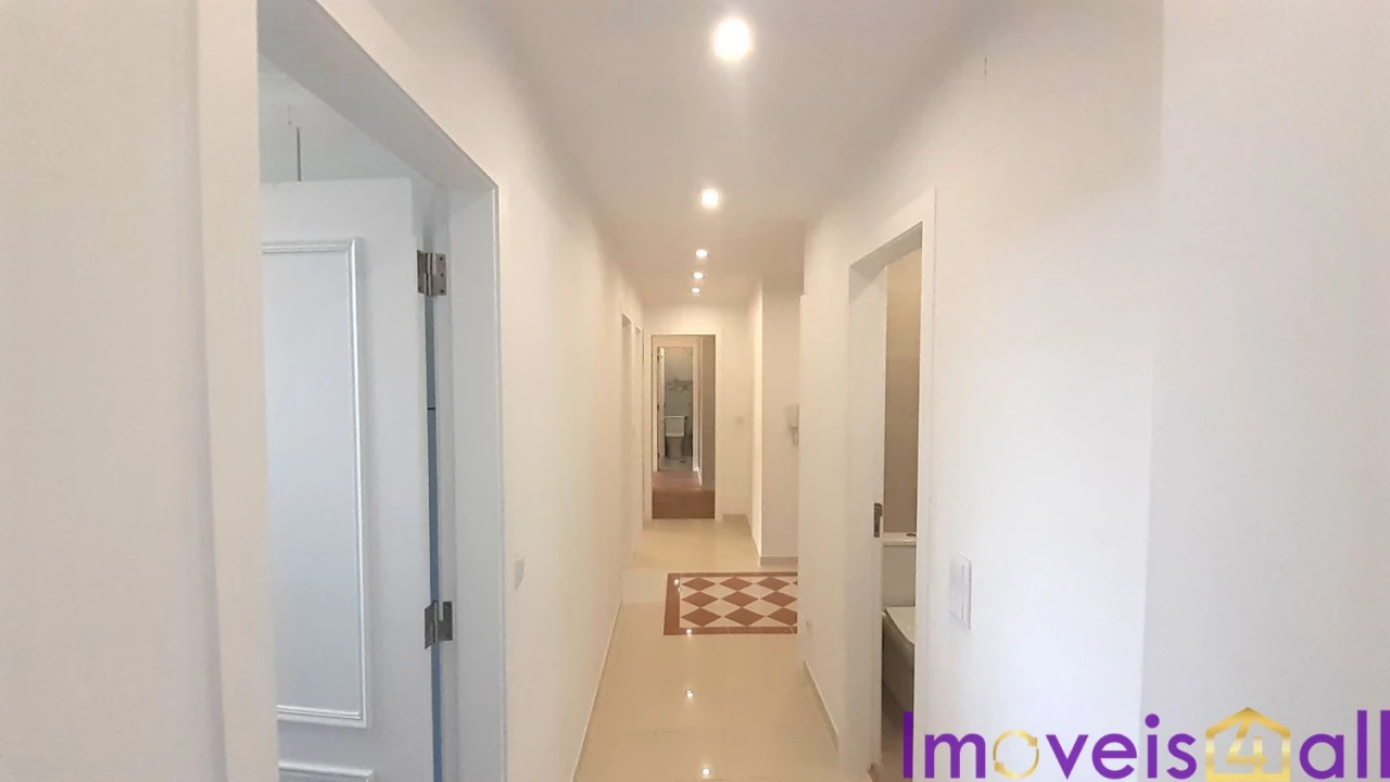 Apartamento T3 para Venda em Laranjeiro e Feijó Foto 26