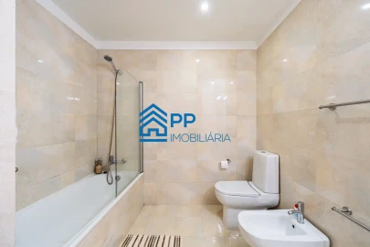 Apartamento T2 para Venda em Aguas Santas