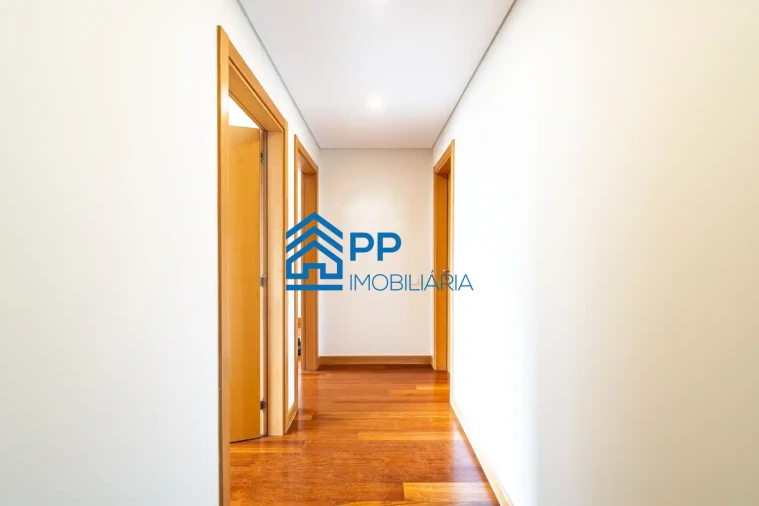 Apartamento T2 para Venda em Aguas Santas Foto 12