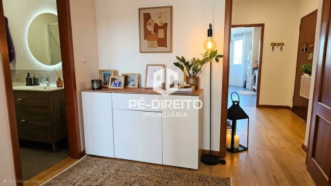 Apartamento T2 para Venda em Serzedo e Perosinho