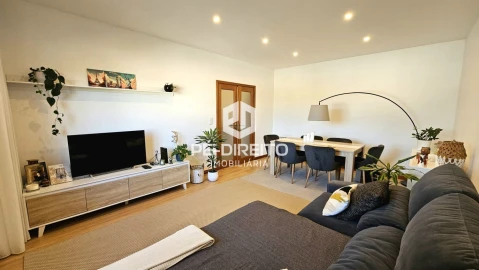 Apartamento T2 para Venda em Serzedo e Perosinho