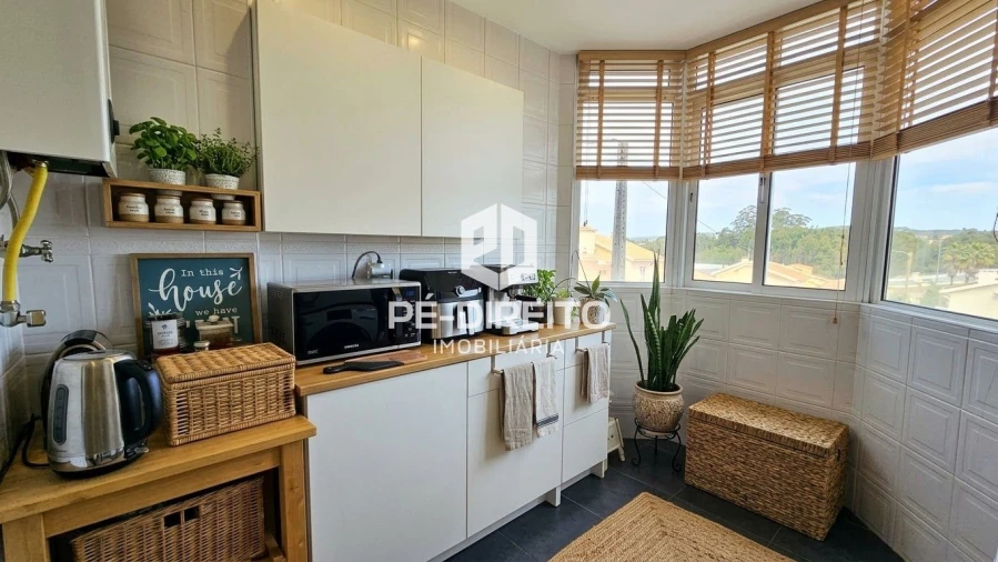 Apartamento T2 para Venda em Serzedo e Perosinho Foto 12