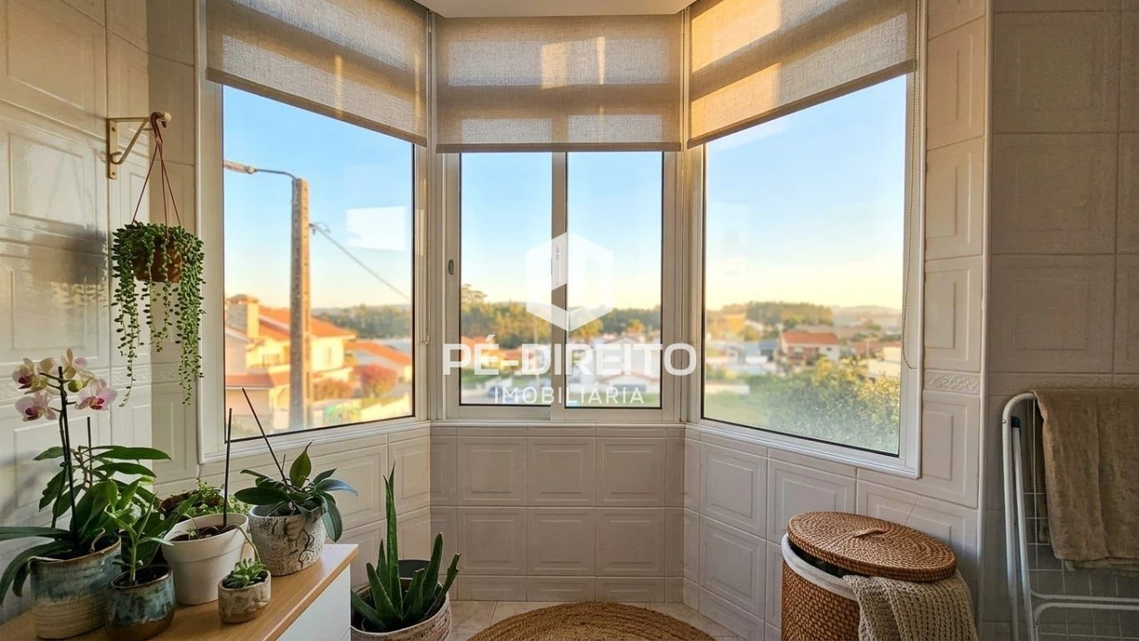 Apartamento T2 para Venda em Serzedo e Perosinho Foto 11