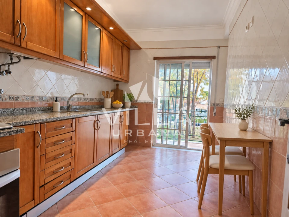 Apartamento T2 para Venda em Quinta do Conde Foto 1