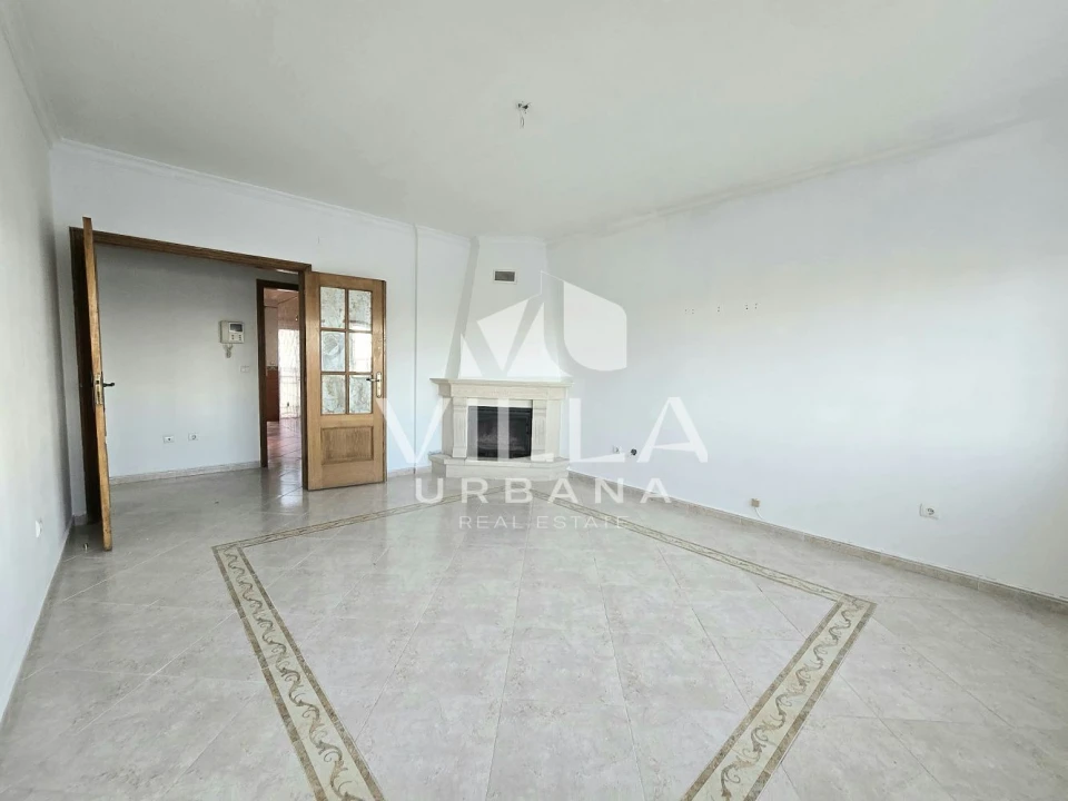 Apartamento T2 para Venda em Quinta do Conde Foto 26