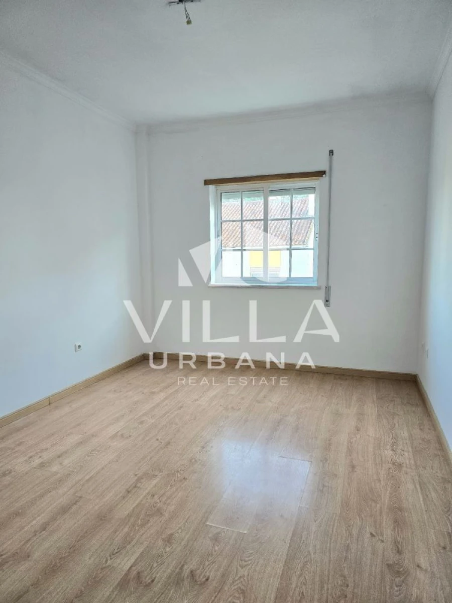 Apartamento T2 para Venda em Quinta do Conde Foto 14