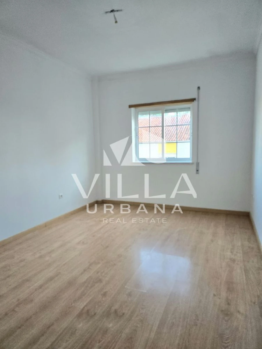 Apartamento T2 para Venda em Quinta do Conde Foto 16