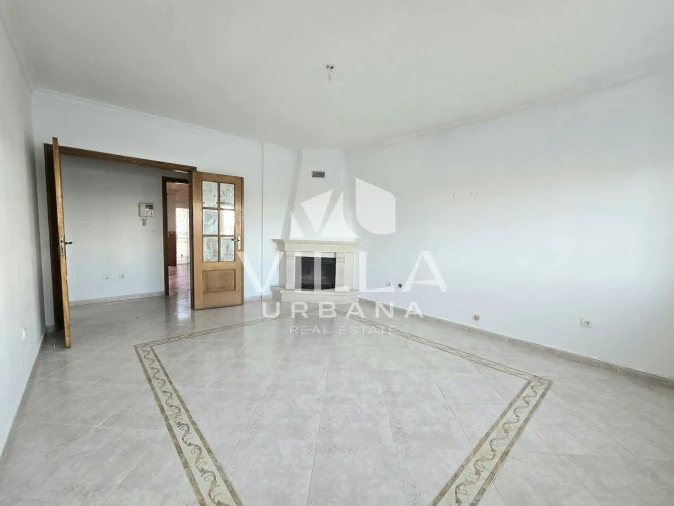 Apartamento T2 para Venda em Quinta do Conde Foto 26