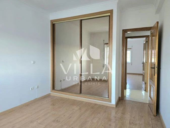 Apartamento T2 para Venda em Quinta do Conde Foto 9