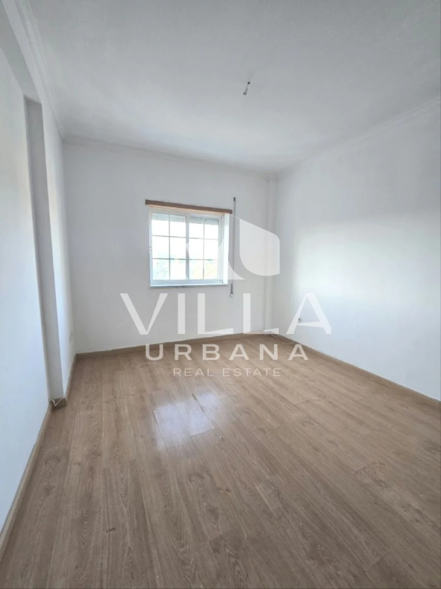 Apartamento T2 para Venda em Quinta do Conde Foto 8