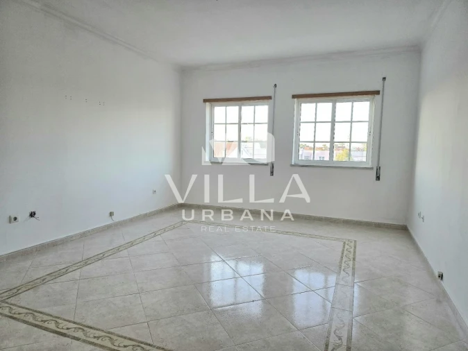 Apartamento T2 para Venda em Quinta do Conde Foto 19