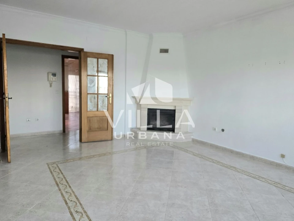 Apartamento T2 para Venda em Quinta do Conde Foto 23